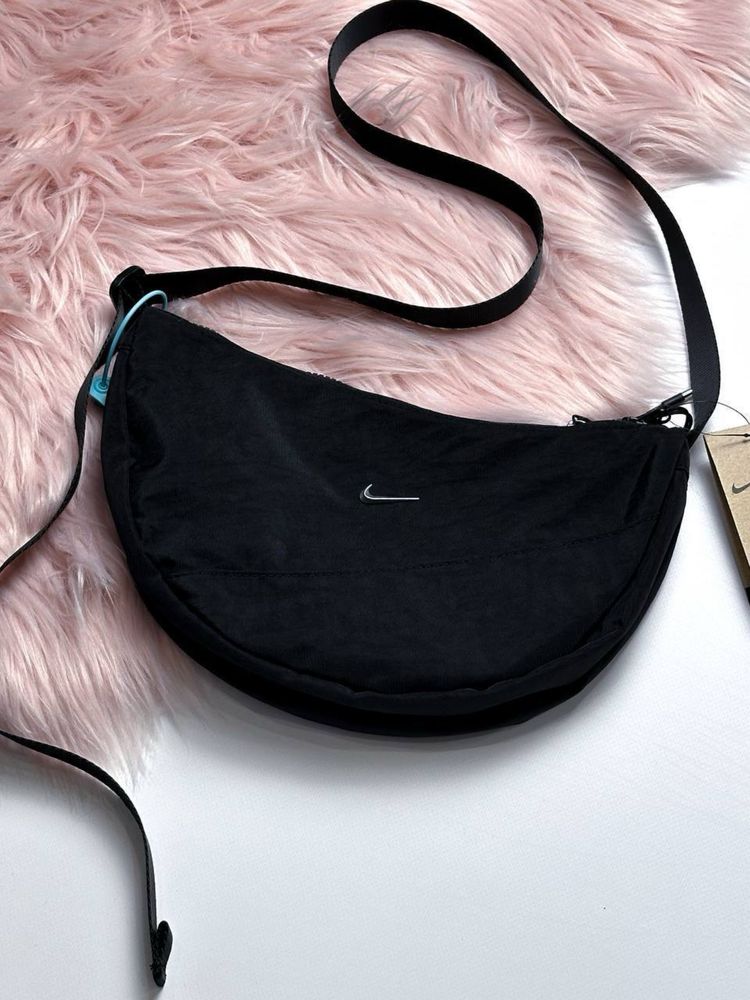 стильна спортивна сумка Nike