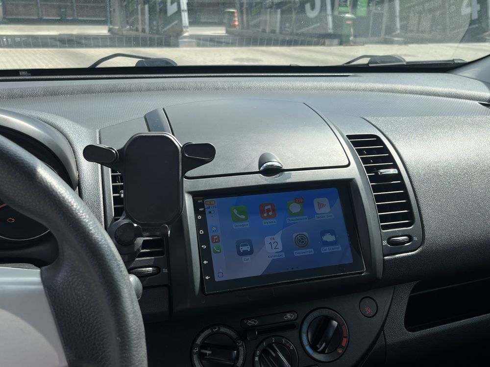 Nissan Note 2011 1.4 бензин