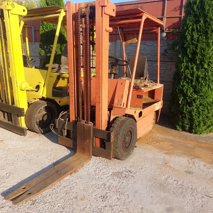 Погрузчик Балканкар 2т б.у