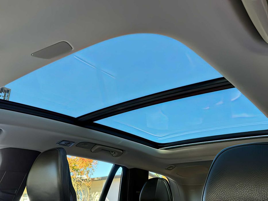 Volvo XC90      2018