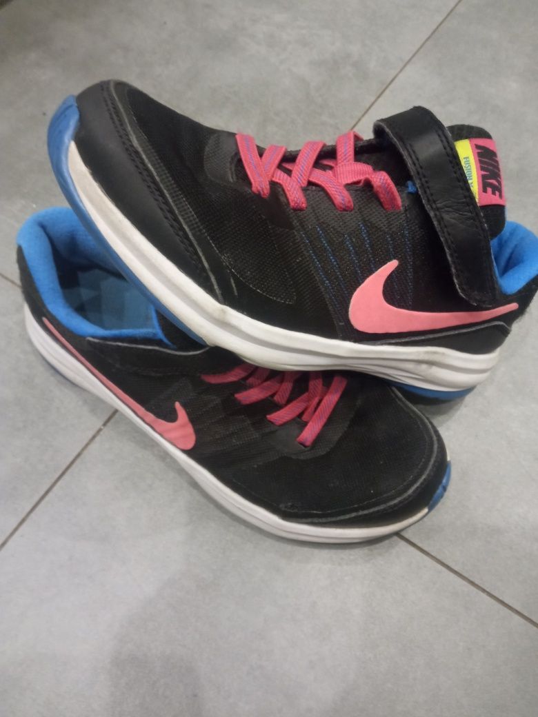 Buty Nike roz 34