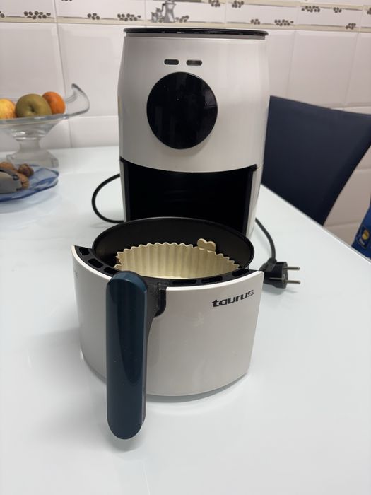 Airfryer Taurus branca