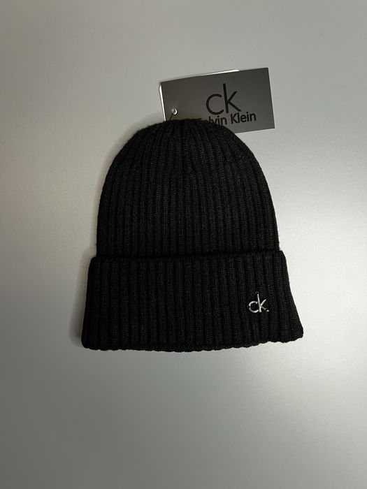 Шапка-біні Calvin Klein чорна