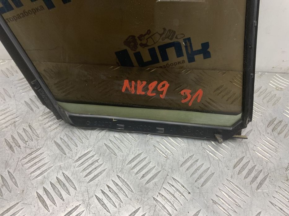 Стекло двери задней левое глухое 82263JK000 для Infiniti G37 2006-2014