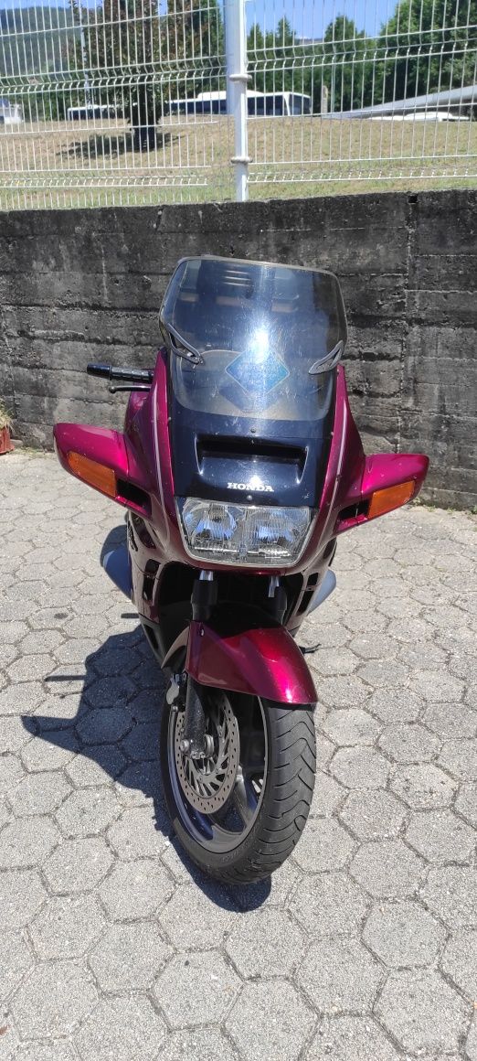 Honda Pan European ST 1100