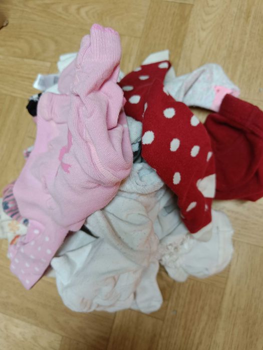 Paka ubrań sprzedam dziewczynka 62