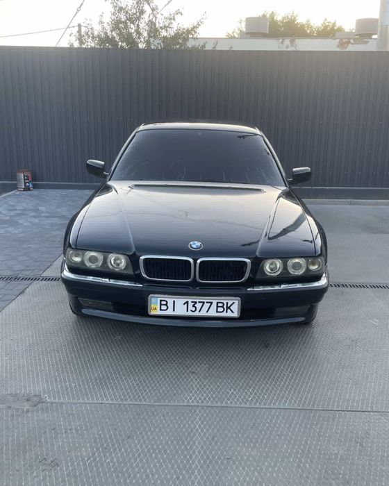 Продам БМВ е 38 или обменяю 4.4 лонг