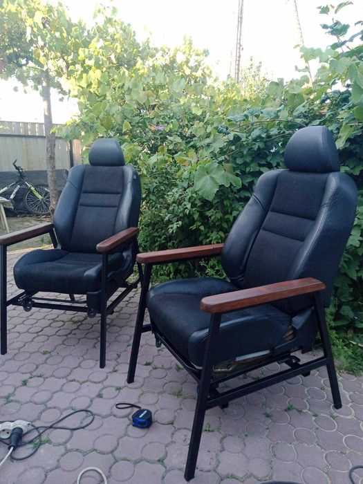 крісла для  дому, гаража