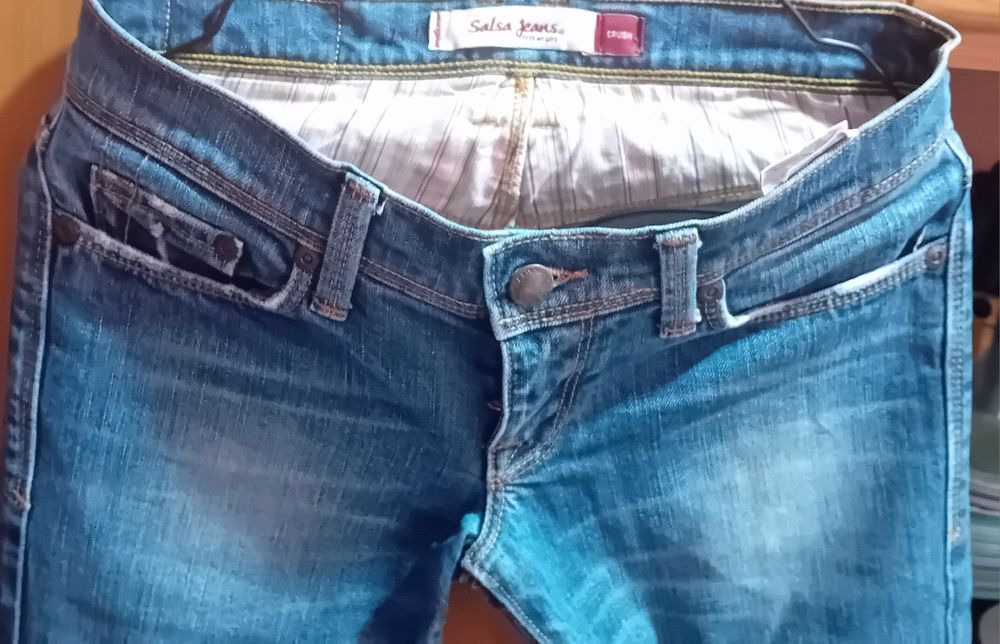 Calça de ganga da marca salsa