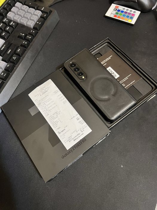 Samsung Z Fold 3 12/256 (можливий обмін)
