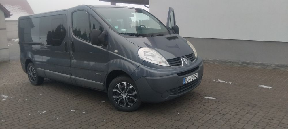 Renault trafic 2.0 diesel, klima, 7 osobowy