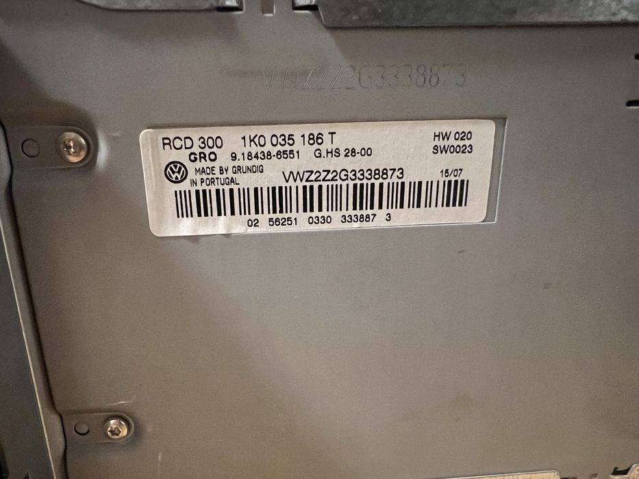 Radio CD RCD 300 VW Passat B6/B7 Golf V Touran Jetta
