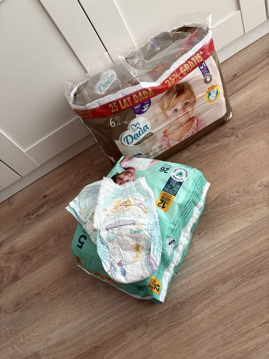 Pieluchy Dada 70 szt + Pieluchy Pampers 9 szt + Pants Pampers 17 szt