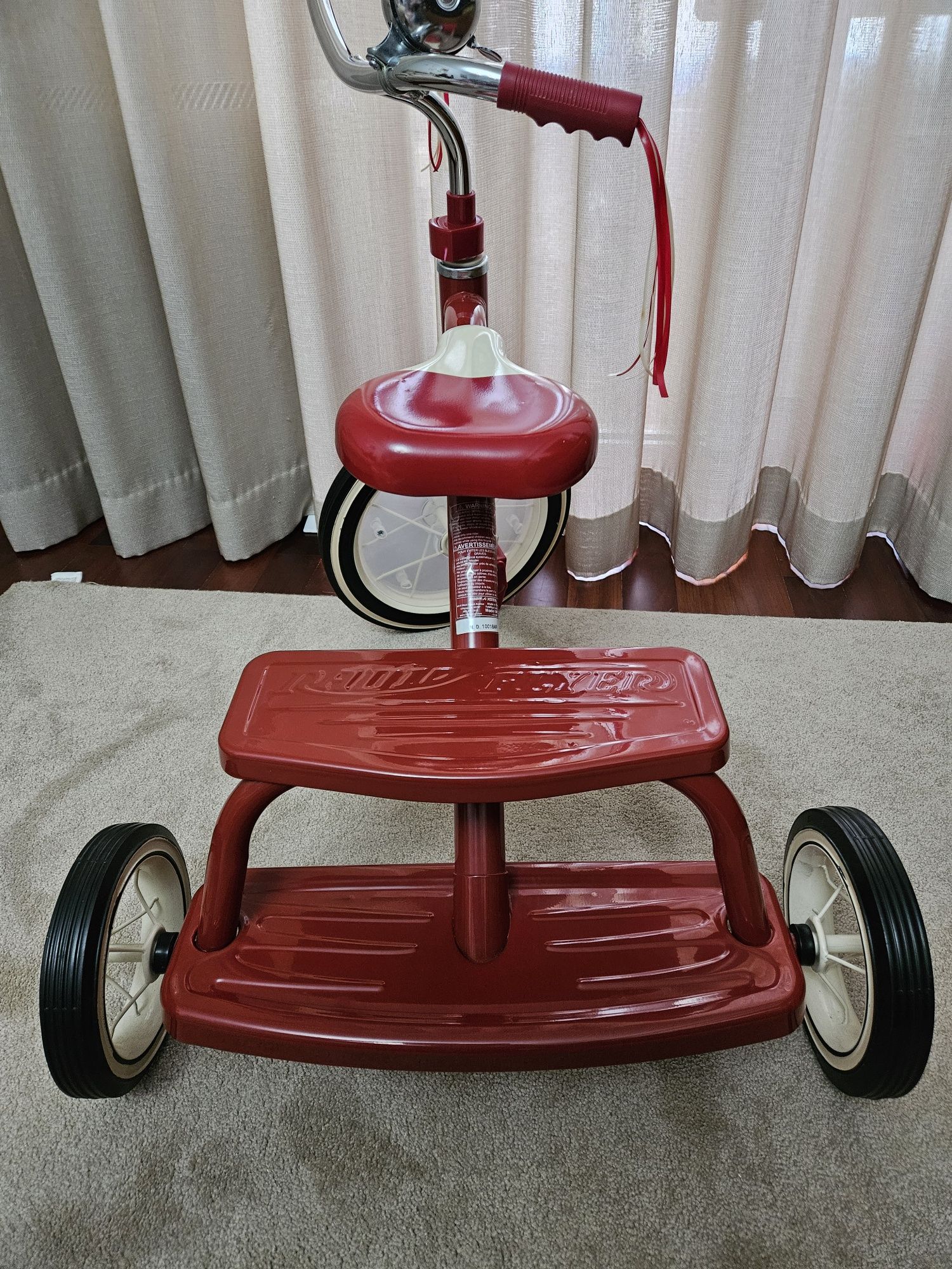 Triciclo Clássico Radio Flyer Vermelho