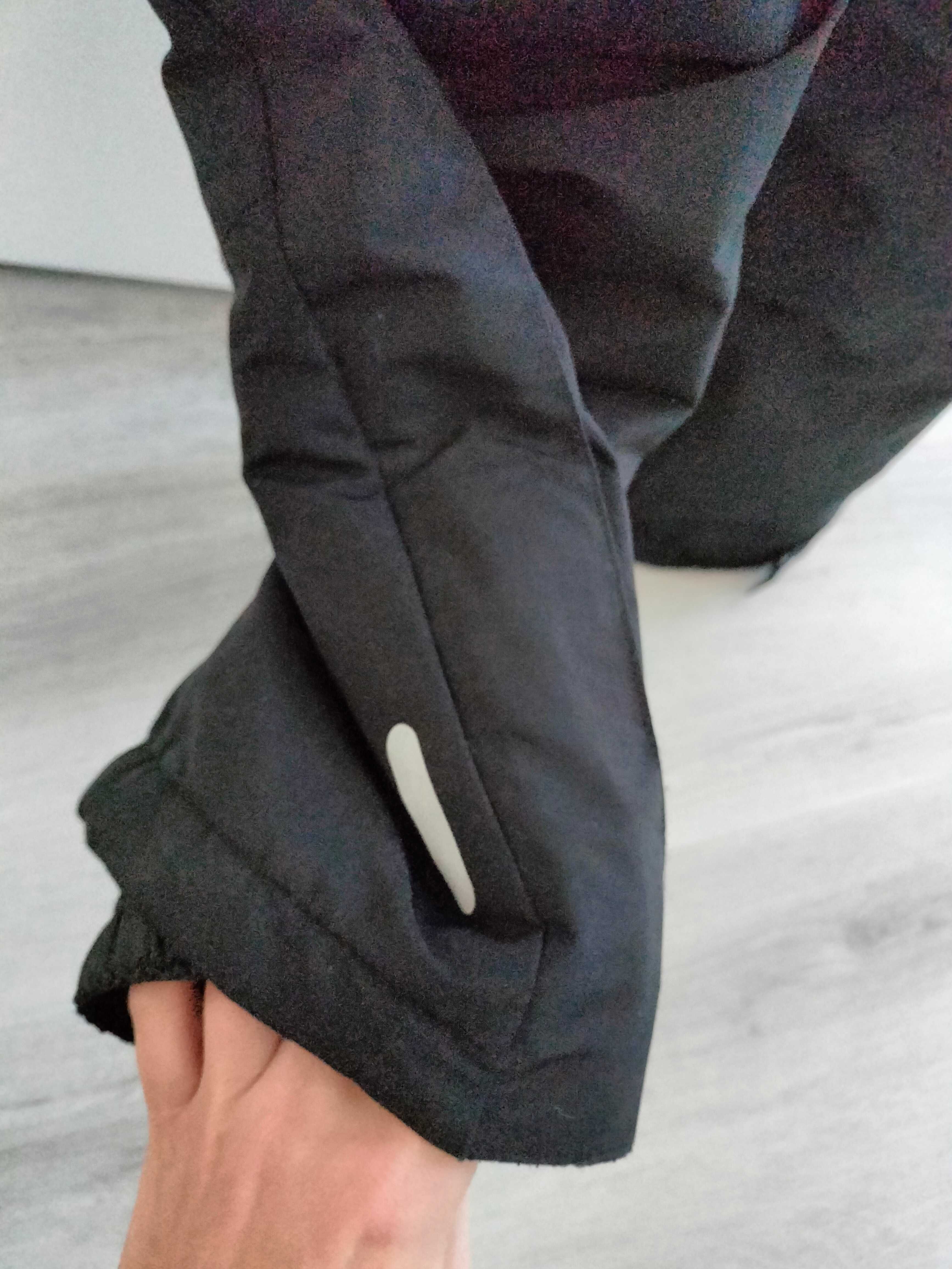 Spodnie zimowe czarne rozmiar 122