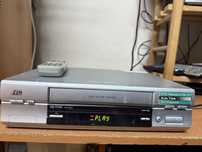 Magnetowid VHS JVC HR-V200E pilot