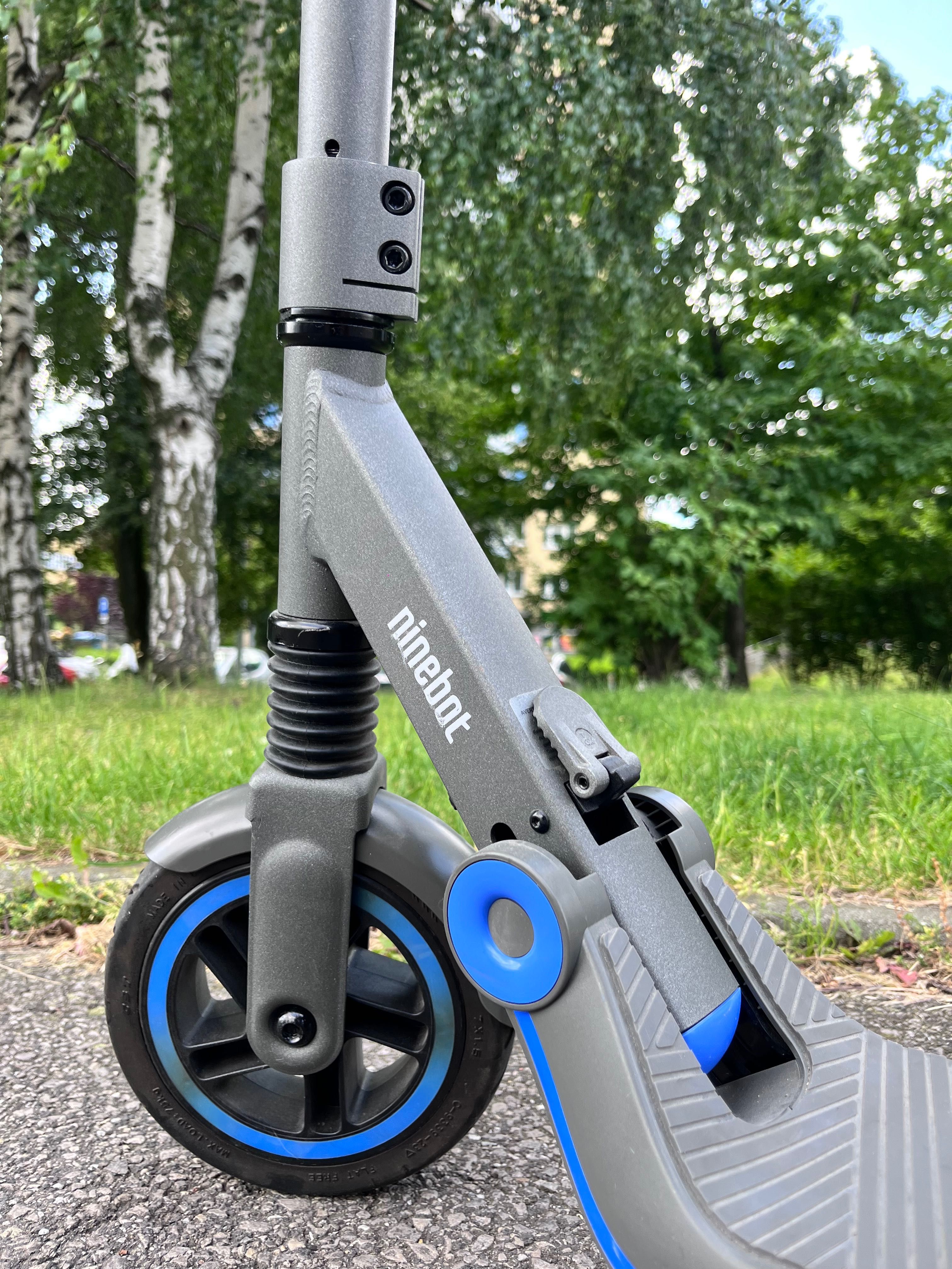 Hulajnoga elektryczna Segway Ninebot Zing E10