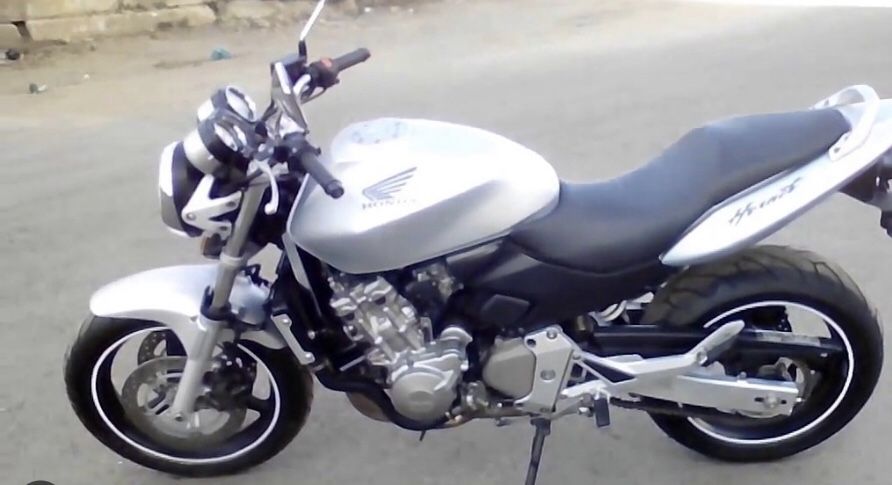 Honda hornet 600