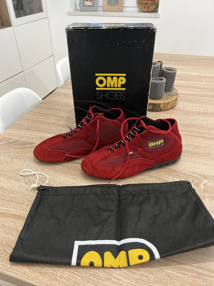 Botas / tenis OMP de competiçao