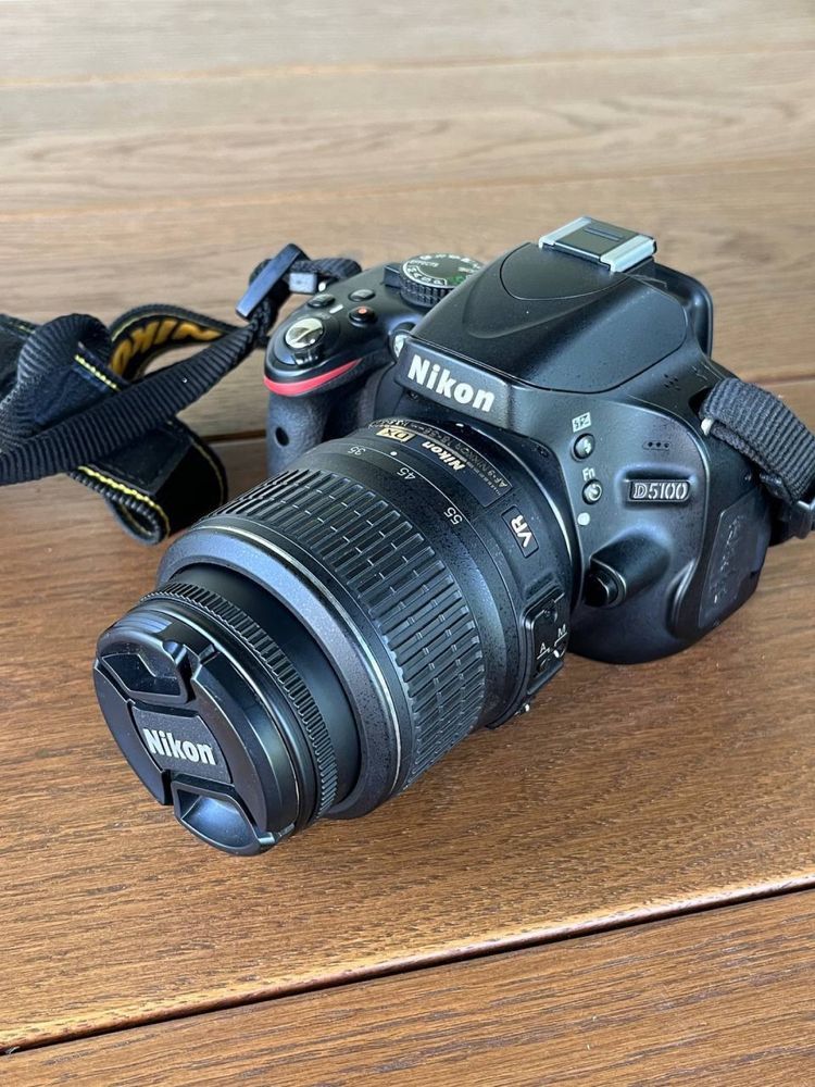 Продам фотоаппарат Nikon D5100.