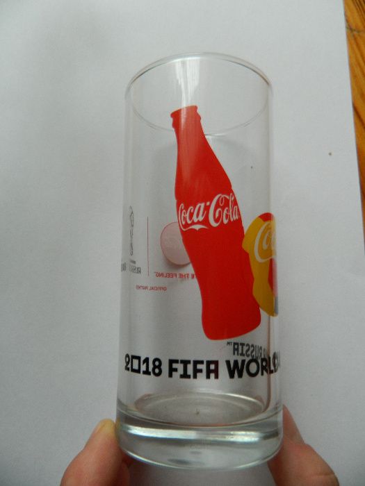 Szklanki coca cola mcdonald zestaw 2 różne