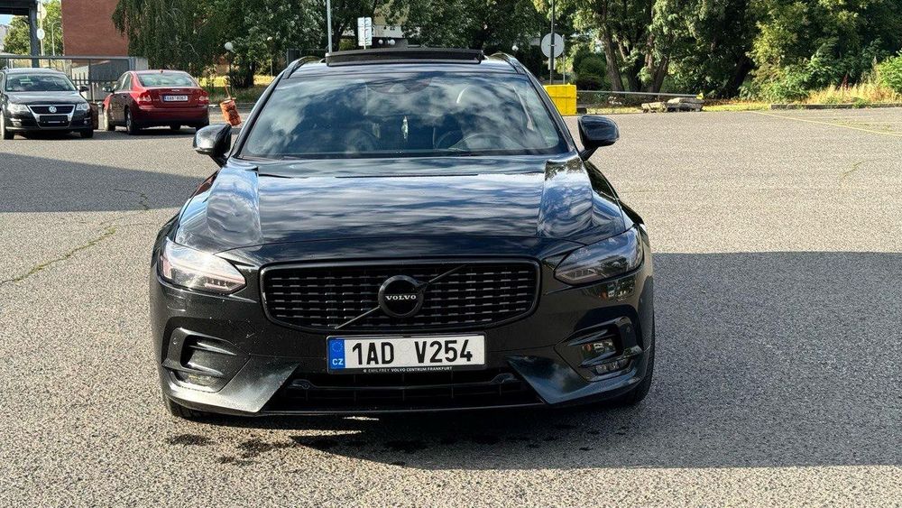Продам  Volvo . Універсал
