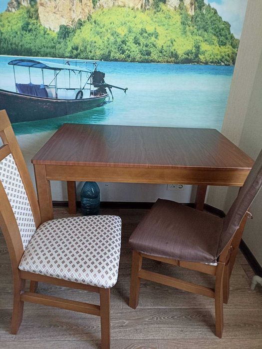 Стіл розсувний на кухню