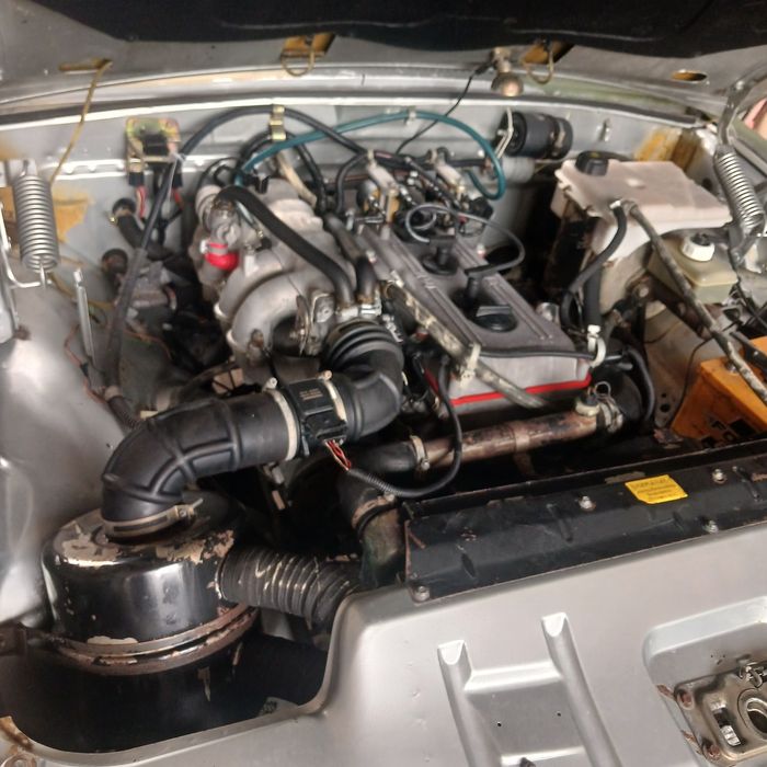 Розбираю Волгу 31105