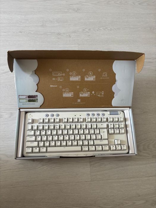 Logitech G715 RGB Wireless Mechanical, teclado mecânico TKL