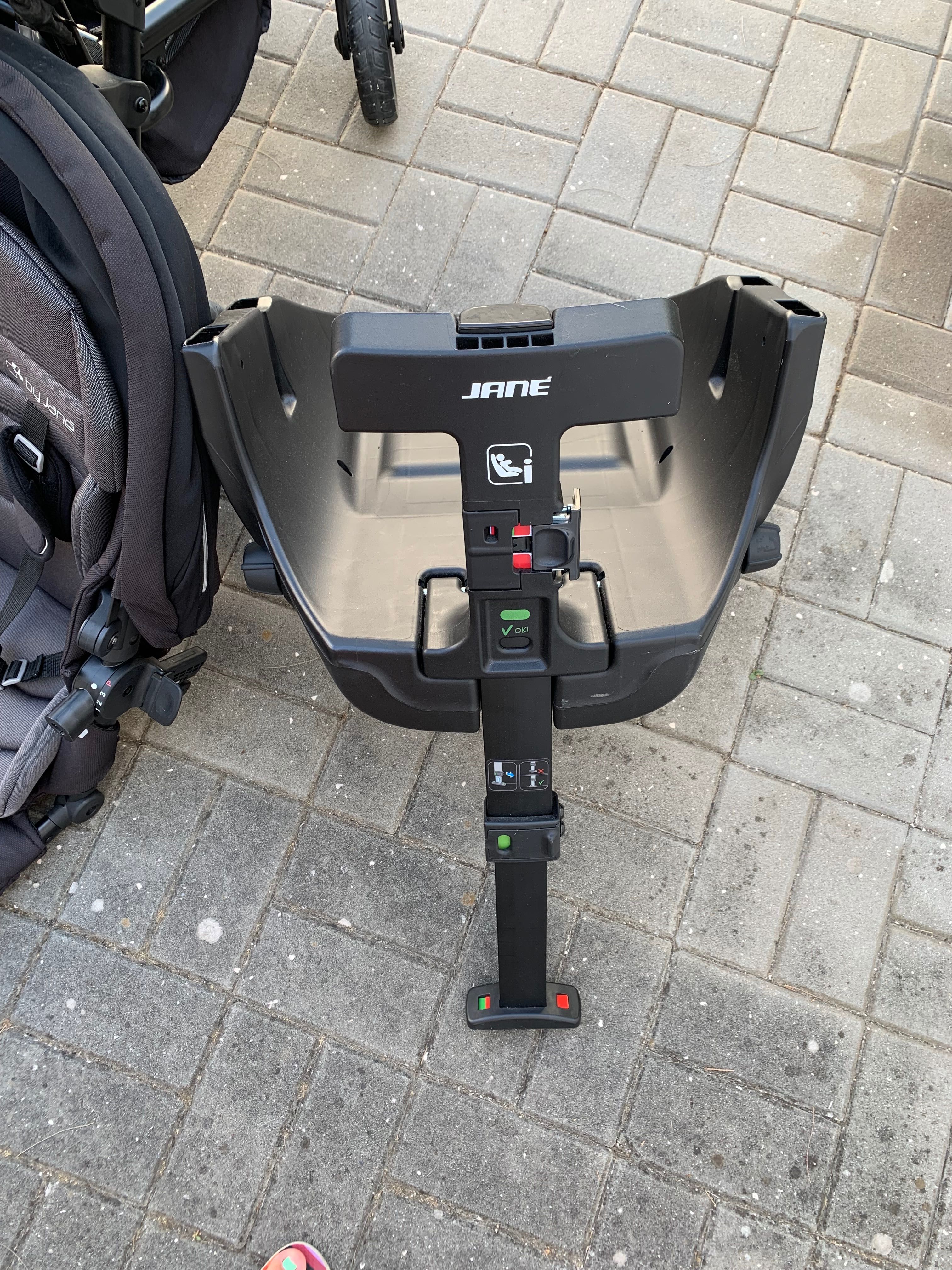Carrinho bébé, isofix, ovo e cadeira de passeio