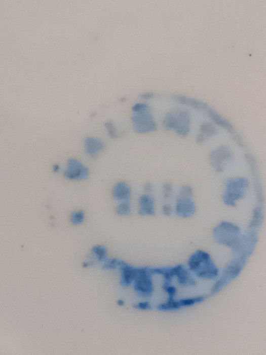 Prato ou pratão com 31cm pintado á mão na fábrica Valente Devezas Gaia