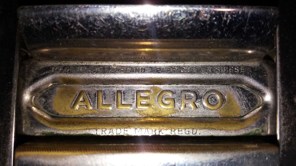 Швейцарское заточное устройство для лезвий