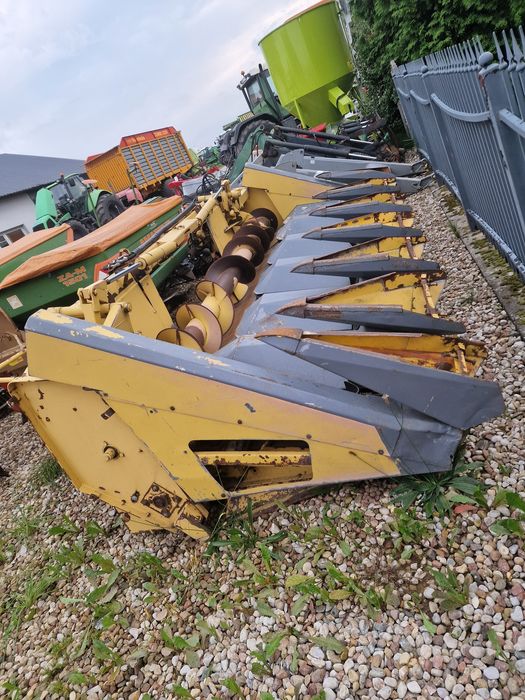 Przystawka do kukurydzy New Holland