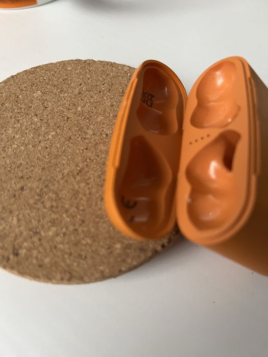 Ladowarka do sluchawek uzywana