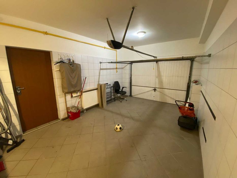5-pokojowy dom o powierzchni 185 m2 na Woli (z garażem) – Romańska 22