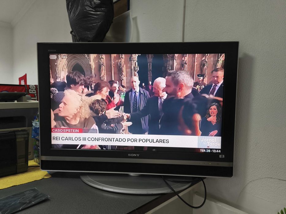 Sony Bravia KLV-V40A10E