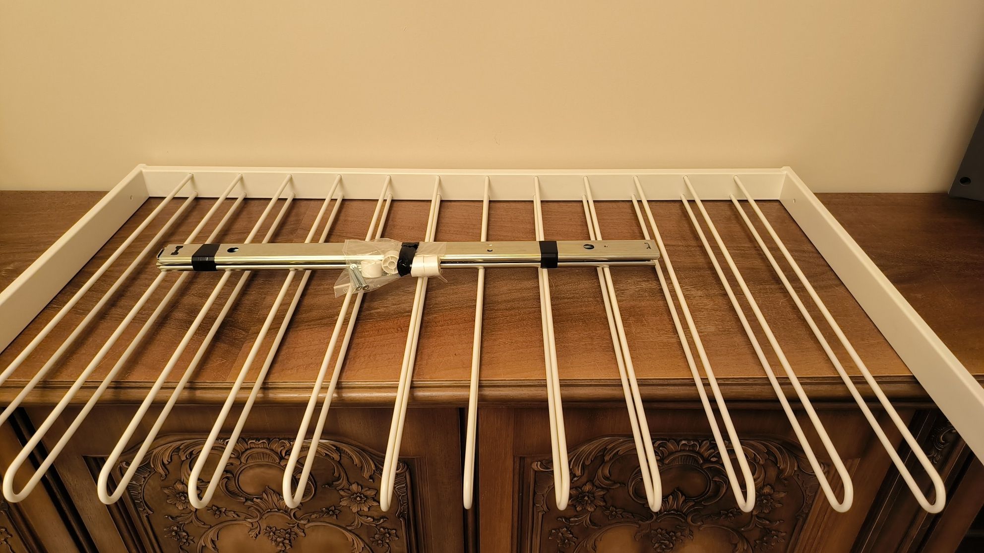 Wieszak wielofunkcyjny wysuwany IKEA KOMPLEMENT 21877, 100x58