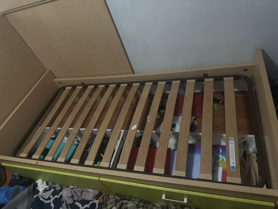 Cama solteiro com 1 gaveta