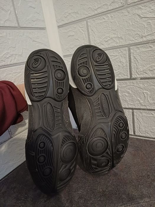 Борцовки asics 36 р