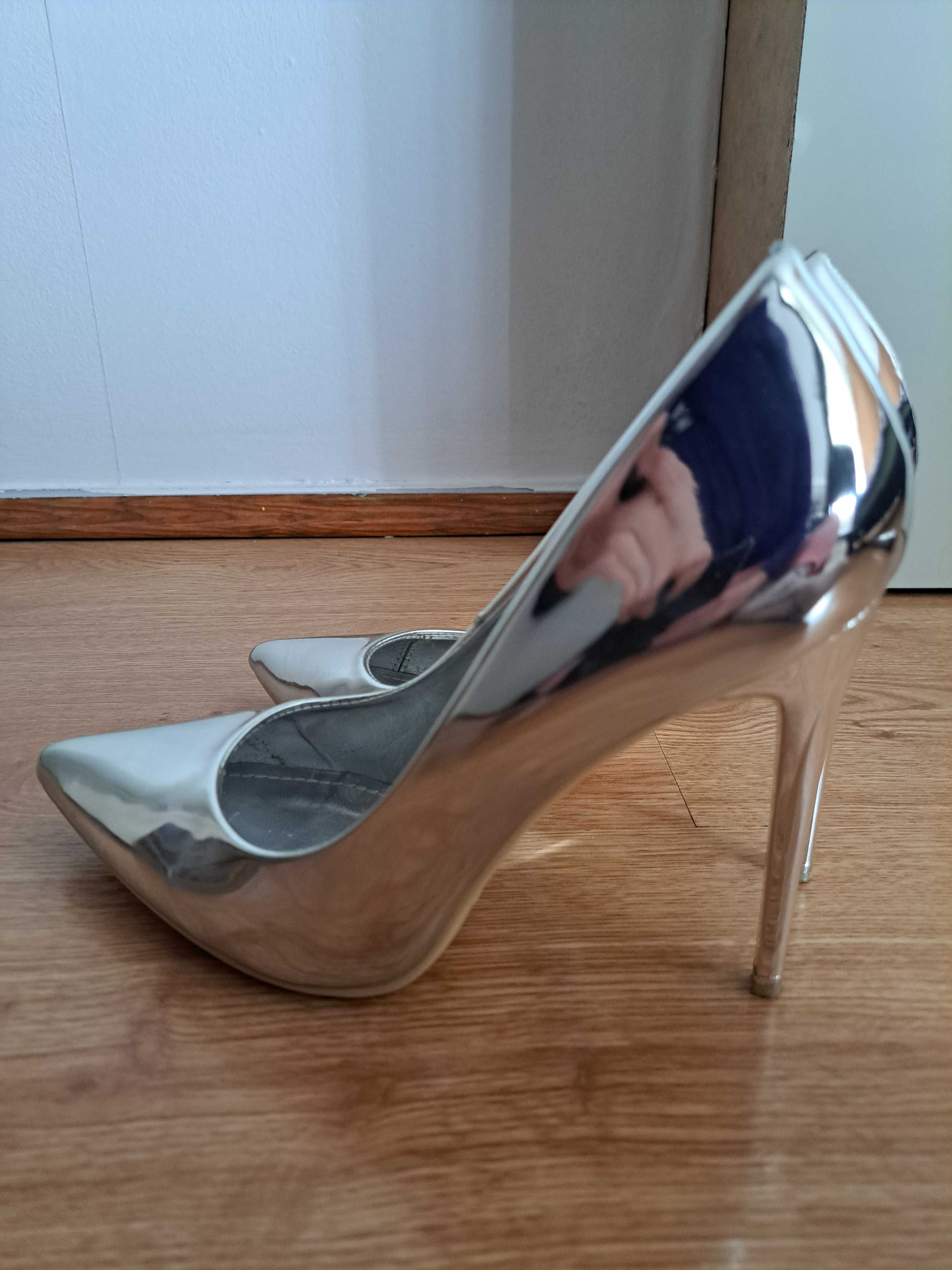 Buty r 37 szpilka