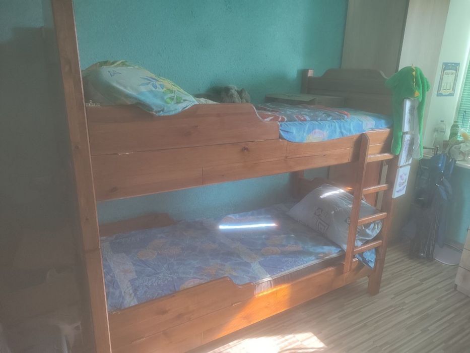 Кровать двухьярустная