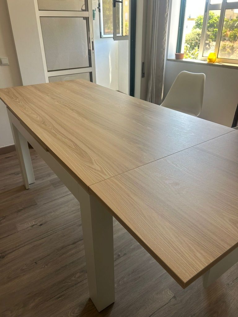 Mesa para sala de jantar