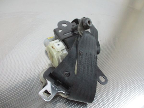 Cinto frente direito MAZDA 2 (DY)