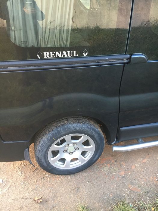 Продаєця трафічела