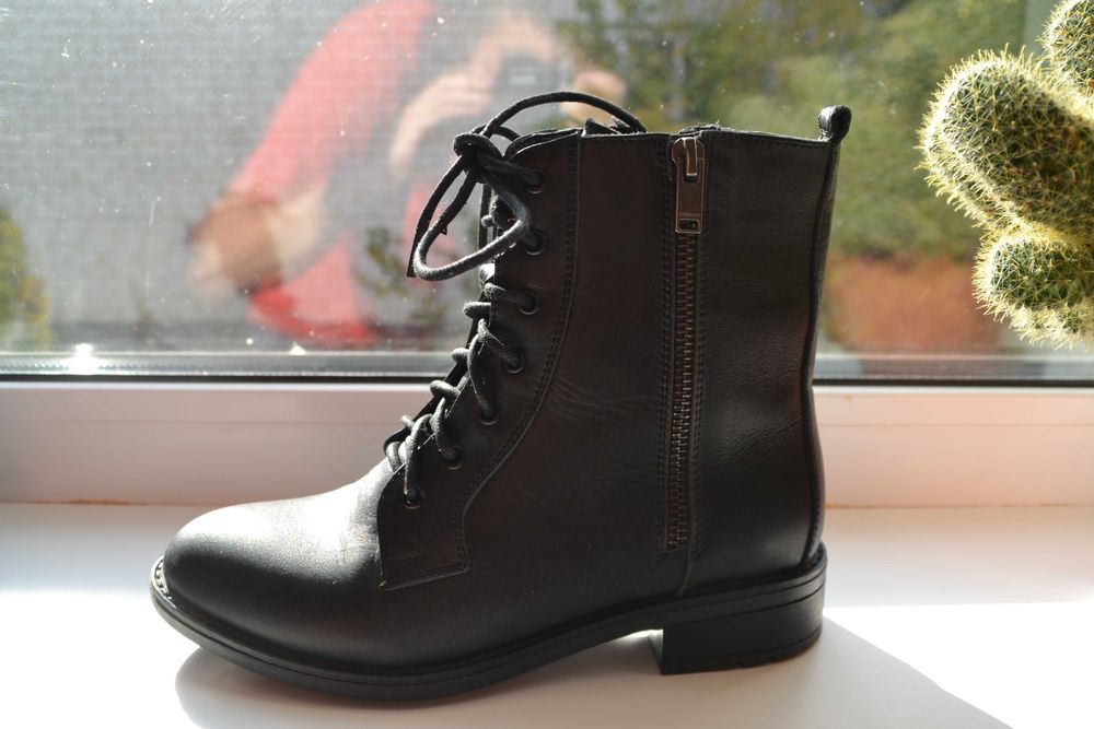 Нові Шкіряні жіночі ботінки