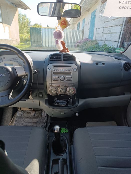 Дайхатсу Сіріон (Тойота пассо)