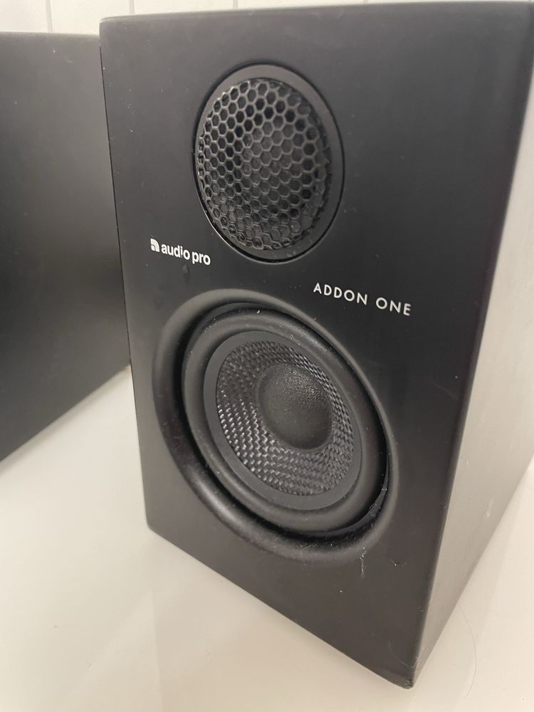Aktywne monitory audio pro addon one idealny stan