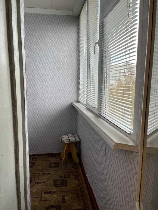 Продам 2 кімн. квартиру на Молодіжному, зуп. Героїв України. 32000