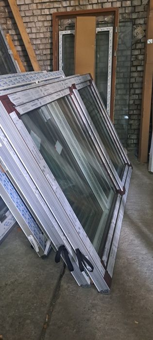 Nowe okna . Pakiet 3 szyby . Klamki I kotwy w komplecie . 202×136