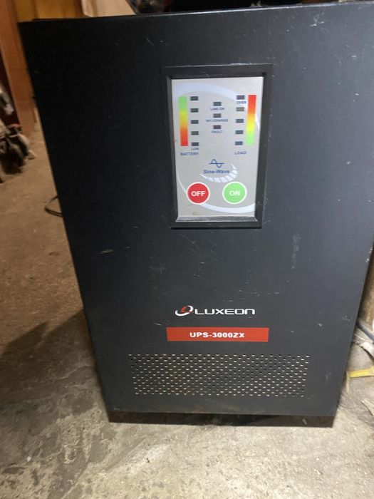Продам базперебойник на 48  вольт luxeon ups-3000zy